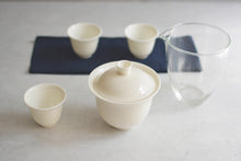 White Porcelain Gaiwan Set (Travel Case Included)