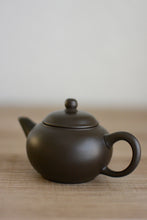 Small Black Clay Teapot (65mL)